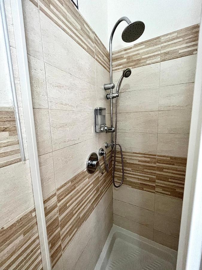 Ca Del Vins - Studio Flat In لا سبيتسْيا المظهر الخارجي الصورة